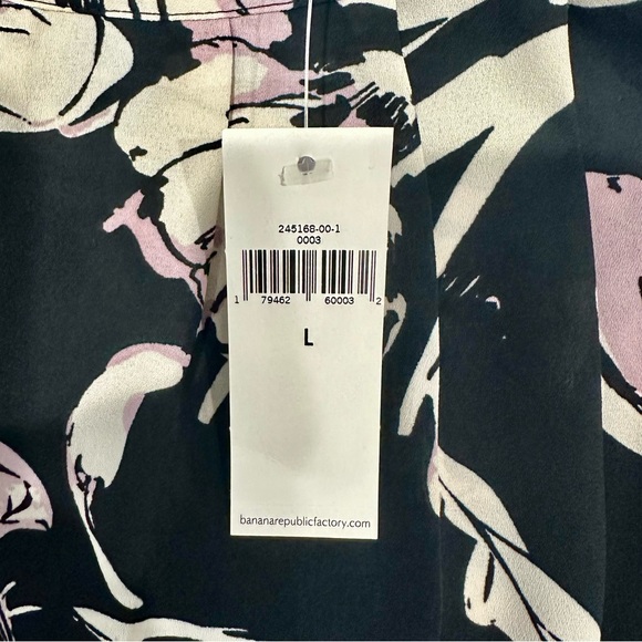 Banana Republic Floral Tank Blouse (Large) - Picture 7 of 7